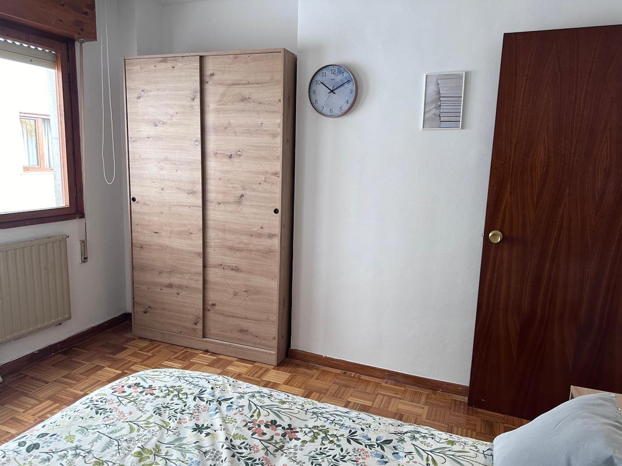 Acogedor Apartamento Con Vistas A La Catedral Y Parking Oviédo Exterior foto