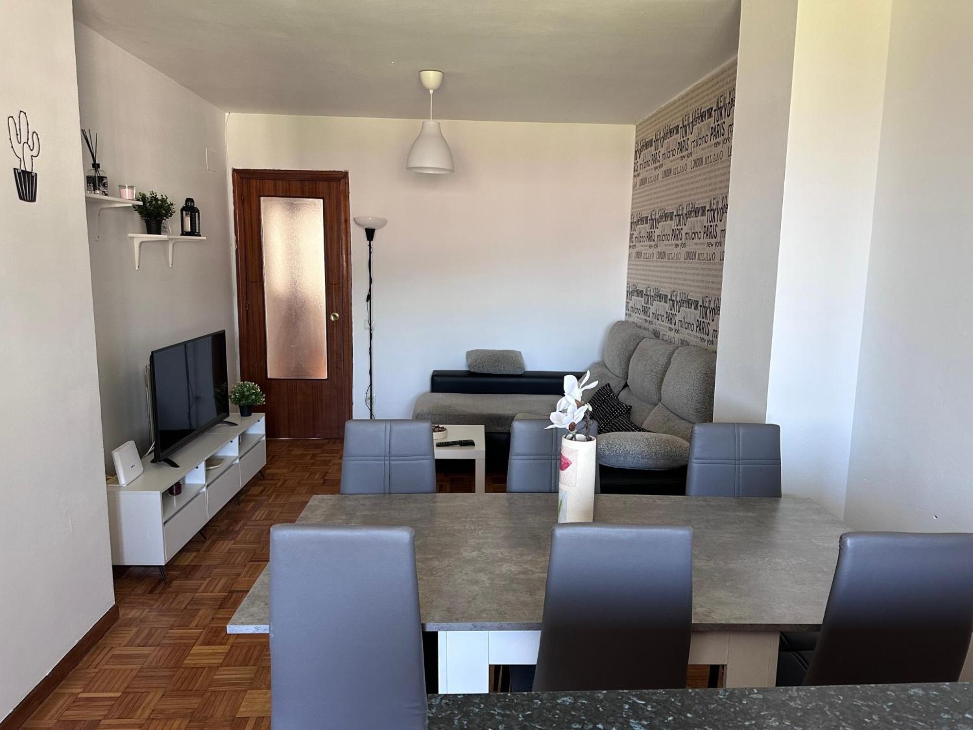 Acogedor Apartamento Con Vistas A La Catedral Y Parking Oviédo Exterior foto