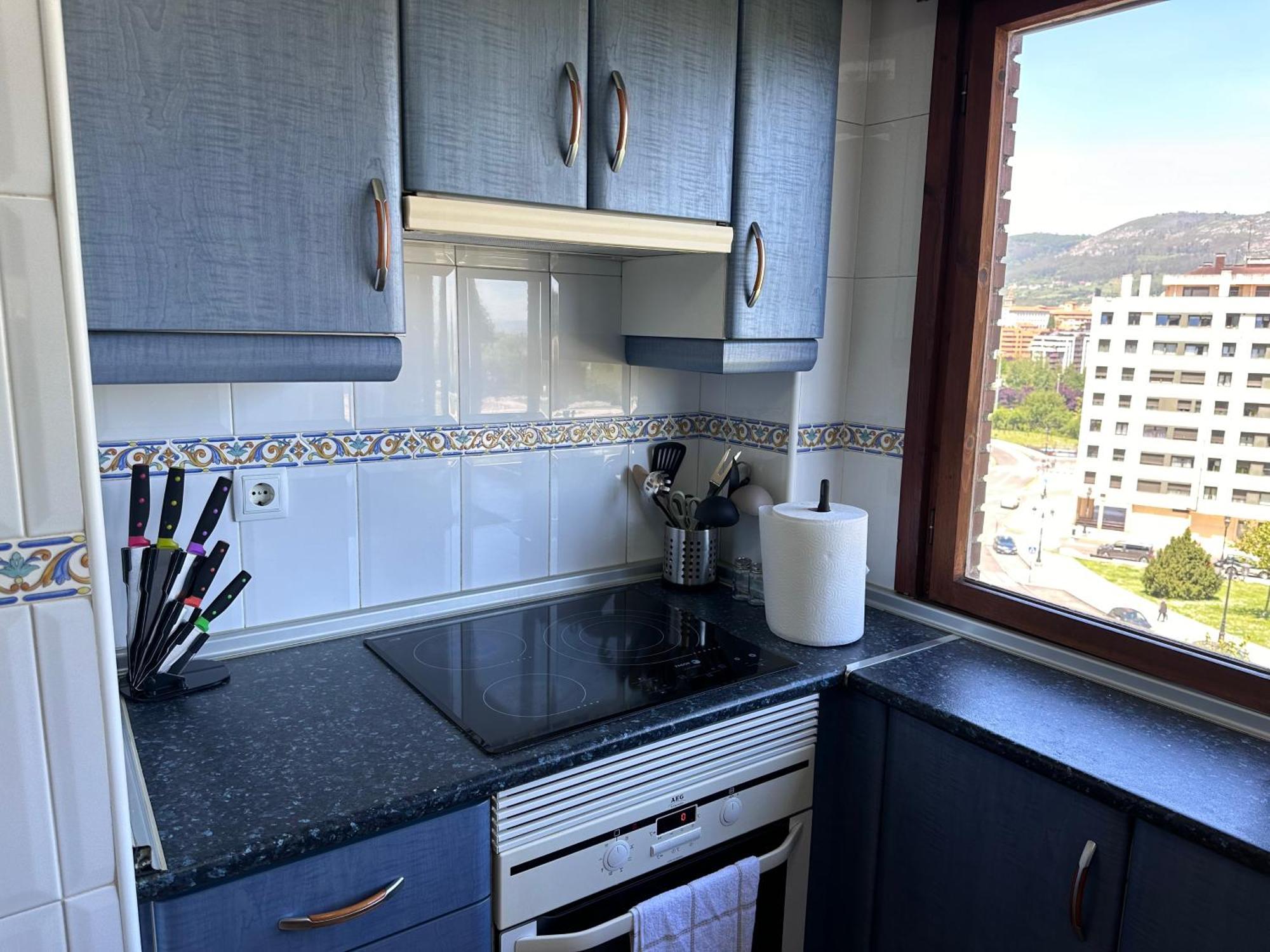 Acogedor Apartamento Con Vistas A La Catedral Y Parking Oviédo Exterior foto
